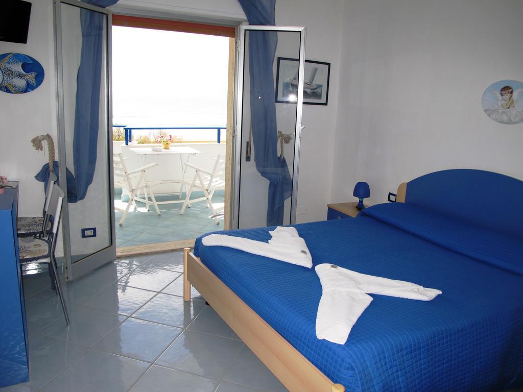Hotel Miramare à Pozzallo Extérieur photo